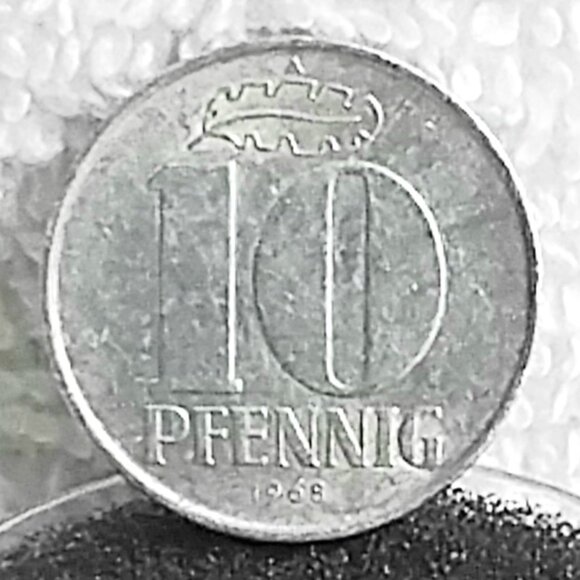Circulated 1950 German 10 Pfennig Bundes... Coin Made of Brass Clad Steel!! - Picture 1 of 3